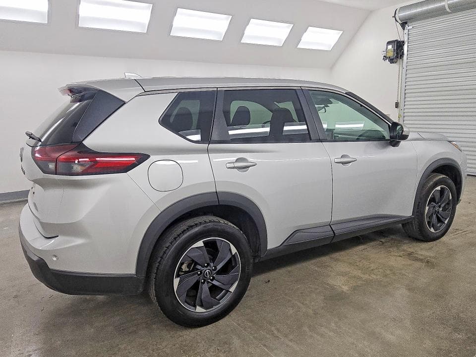 2025 NISSAN ROGUE SV 3