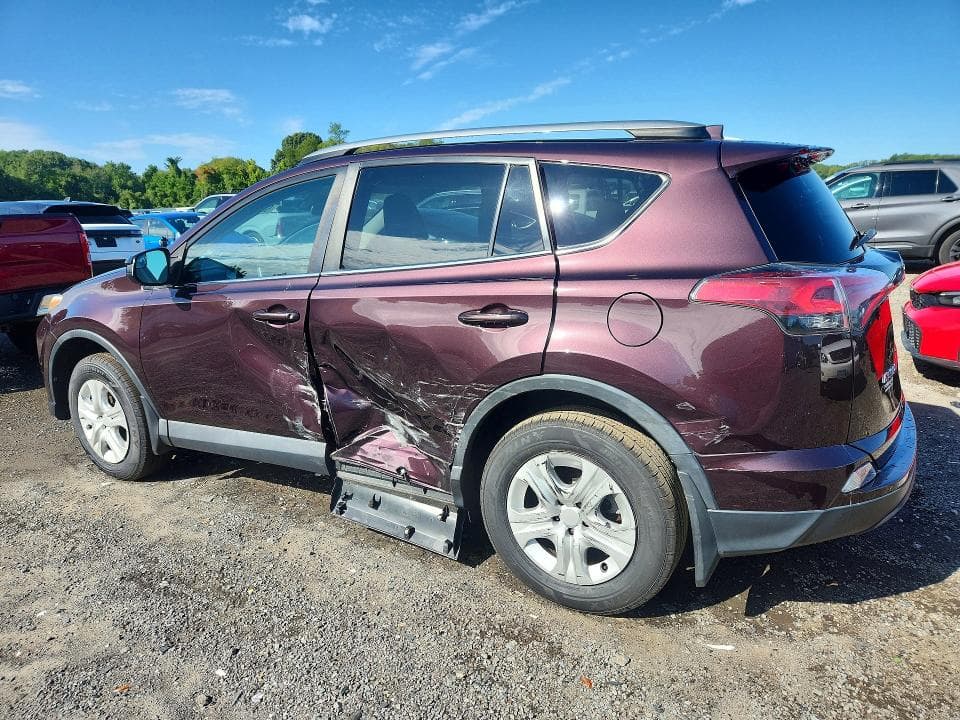 2017 TOYOTA RAV4 LE 2