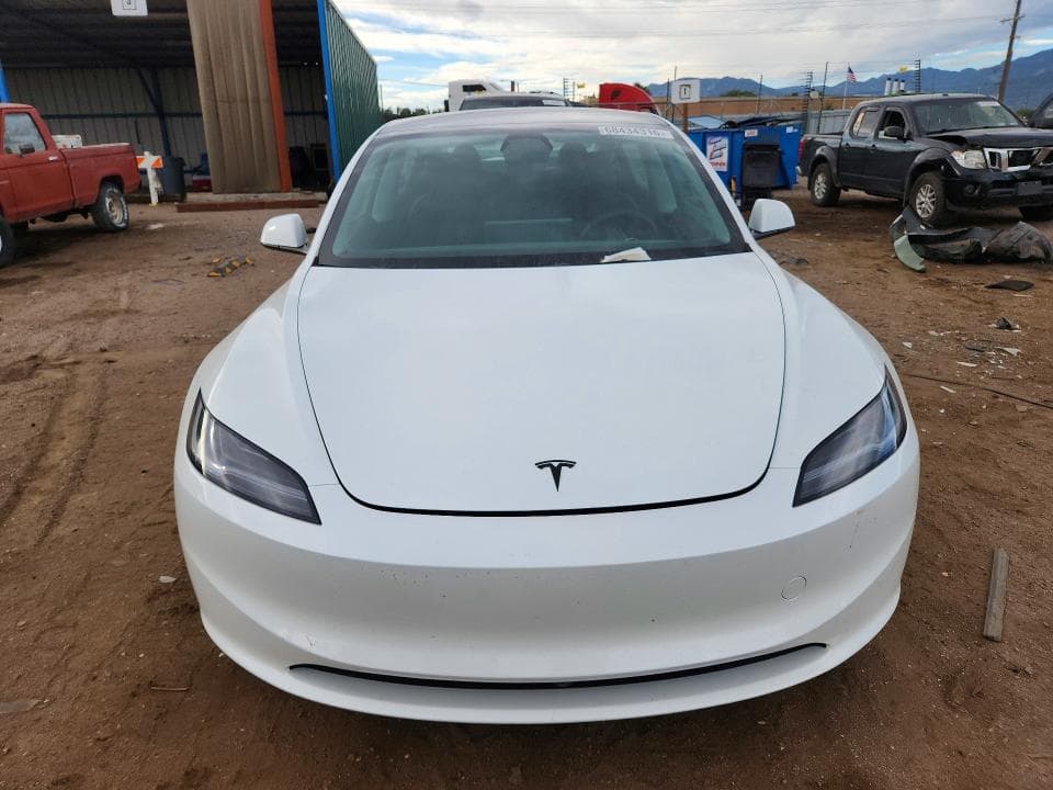 2026 TESLA MODEL 3 5
