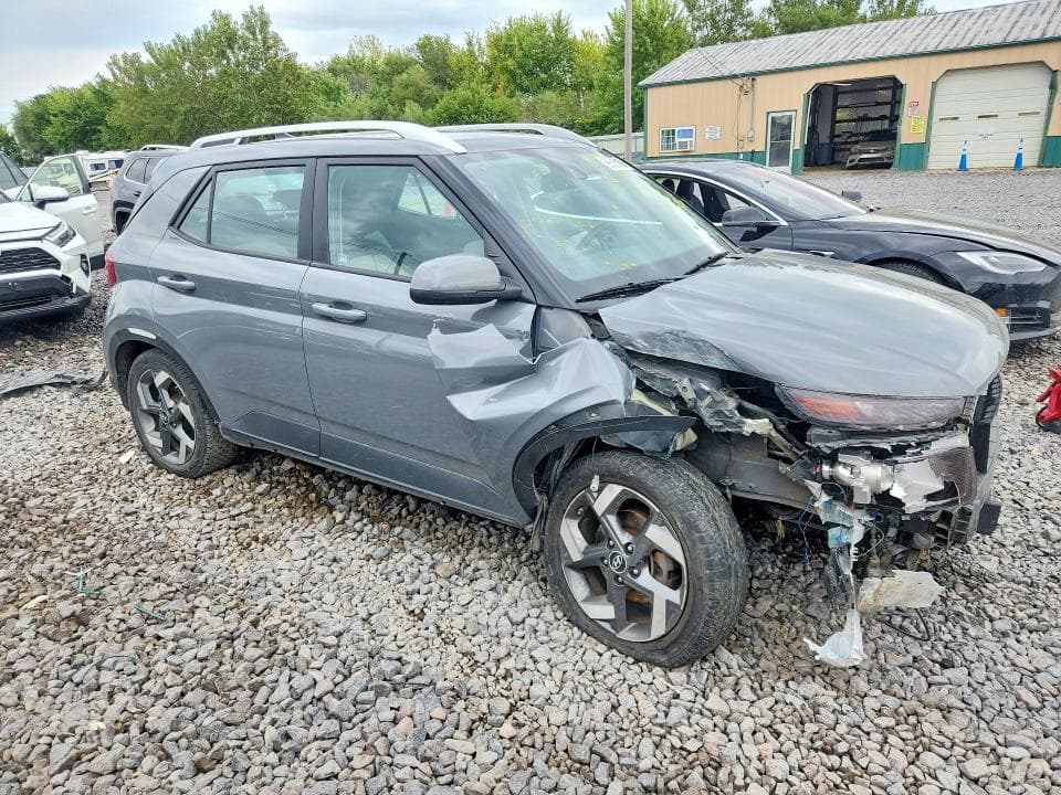 2021 HYUNDAI VENUE SEL 4