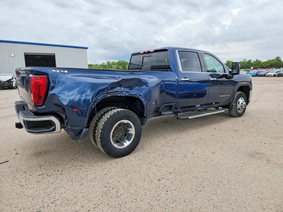 2022 GMC SIERRA K3500 SLT 3