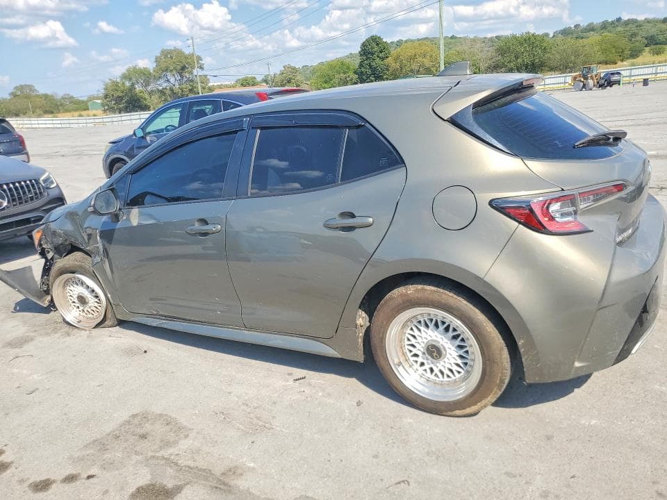 2019 TOYOTA COROLLA HATCHBACK SE 2