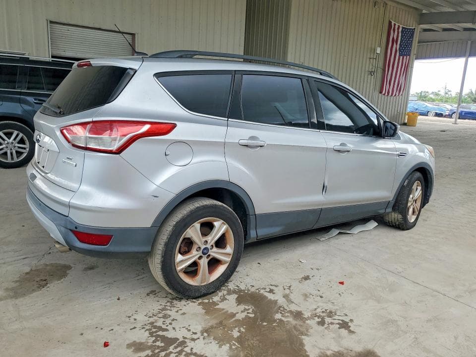 2017 FORD ESCAPE SE 3