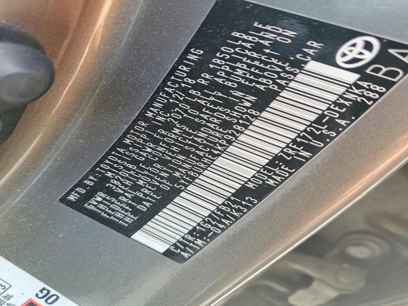 2019 TOYOTA COROLLA LE 12