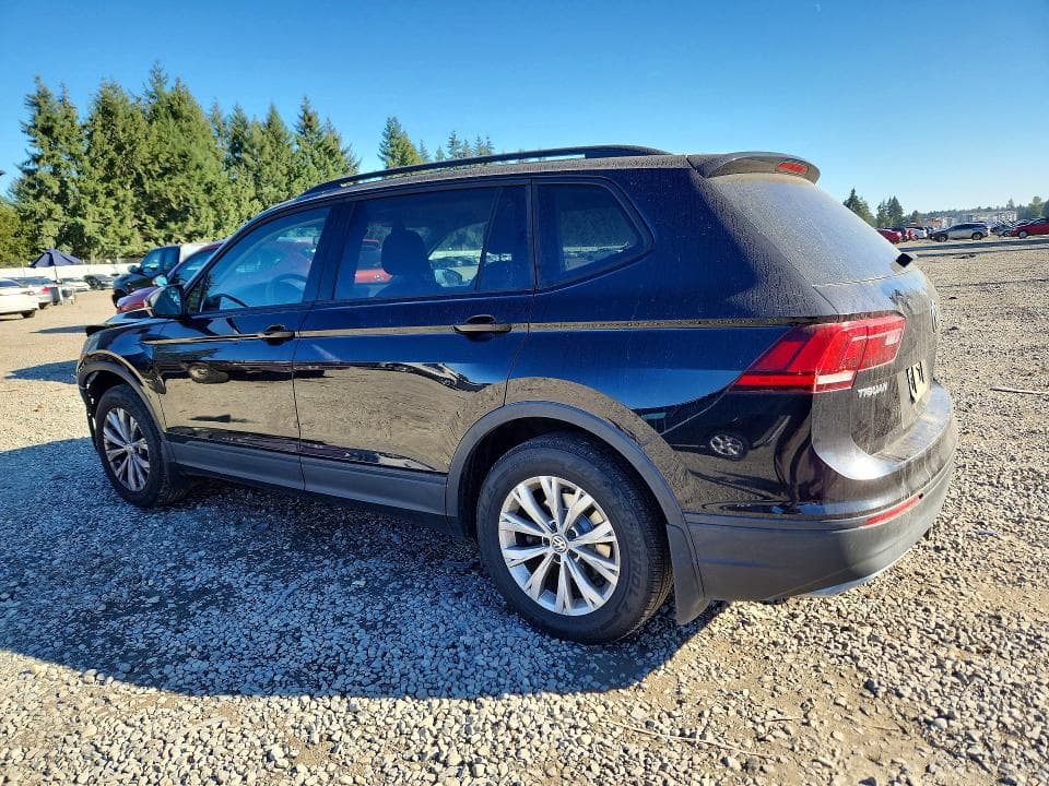 2018 VOLKSWAGEN TIGUAN S 2