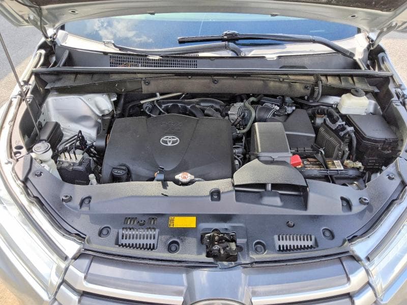 2019 TOYOTA HIGHLANDER LE 12