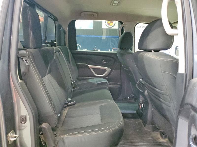 2019 NISSAN TITAN SV 10