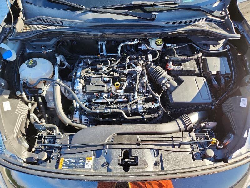 2021 FORD ESCAPE SE 12