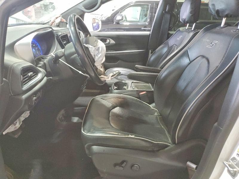 2019 CHRYSLER PACIFICA LIMITED 7