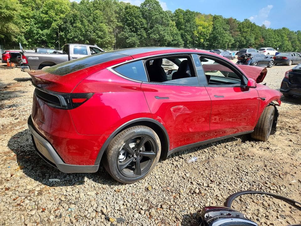 2026 TESLA MODEL Y 3