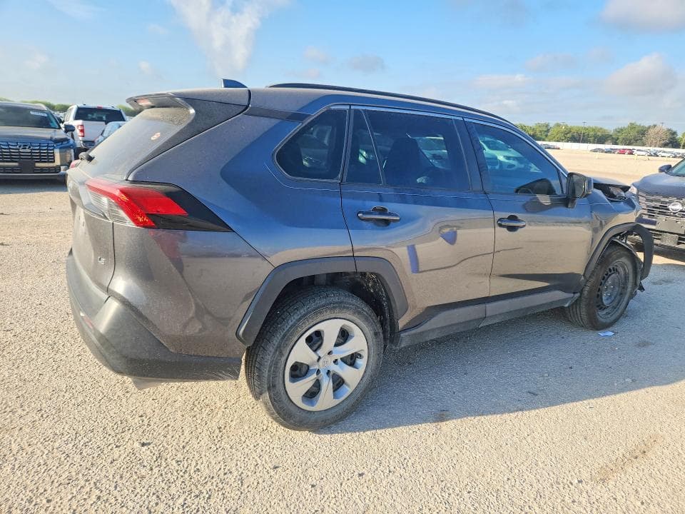 2021 TOYOTA RAV4 LE 3