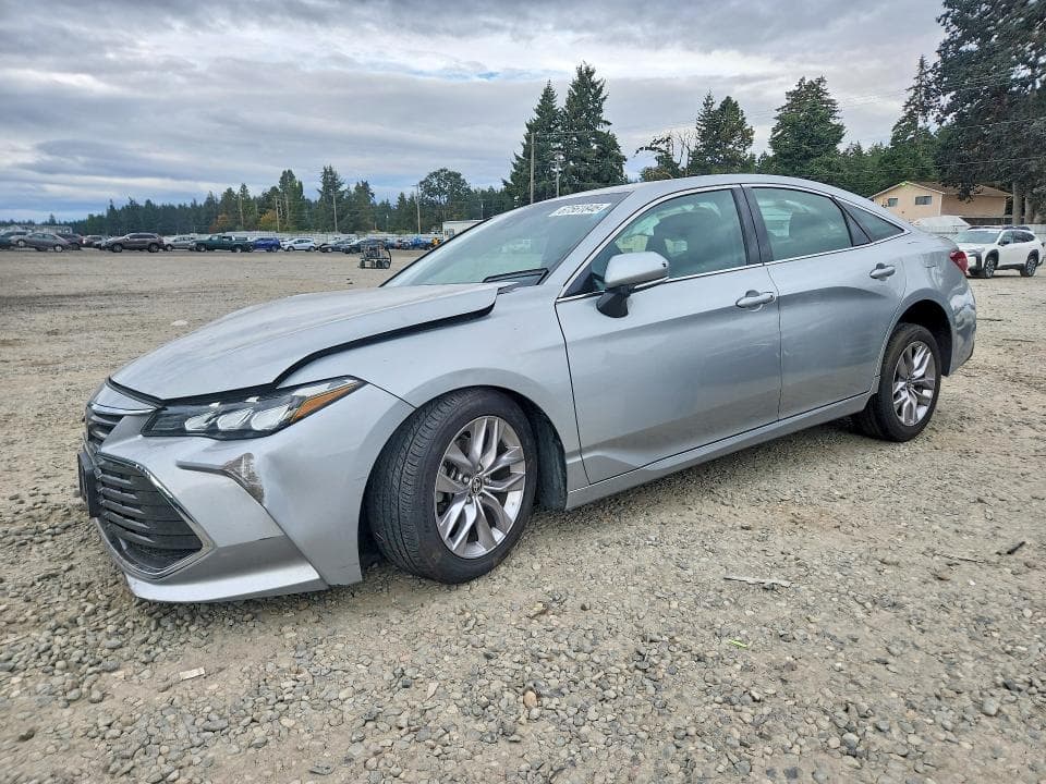 2021 TOYOTA AVALON XLE - 1