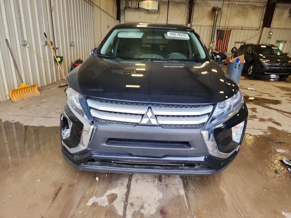 2019 MITSUBISHI ECLIPSE CROSS ES 5