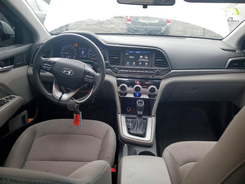 2019 HYUNDAI ELANTRA SEL 8