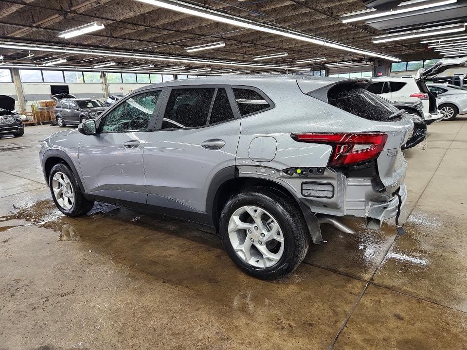 2026 CHEVROLET TRAX LS 2