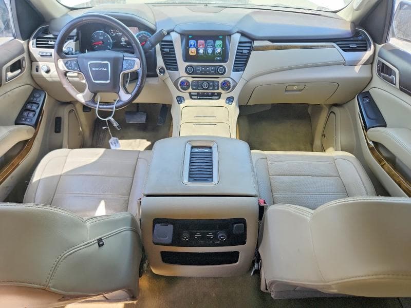 2017 GMC YUKON DENALI 8