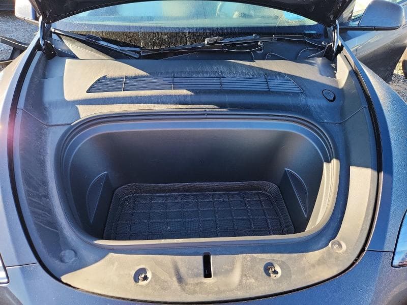 2024 TESLA MODEL Y 11