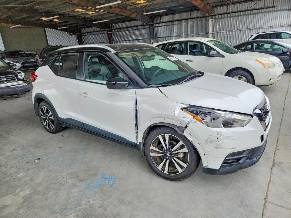 2019 NISSAN KICKS SV 4