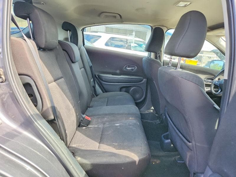 2018 HONDA HR-V LX 11