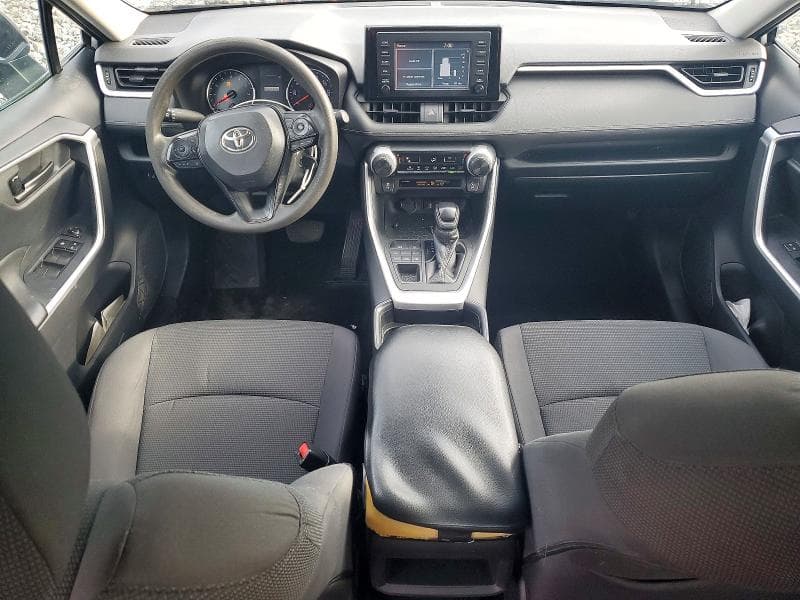 2019 TOYOTA RAV4 LE 8