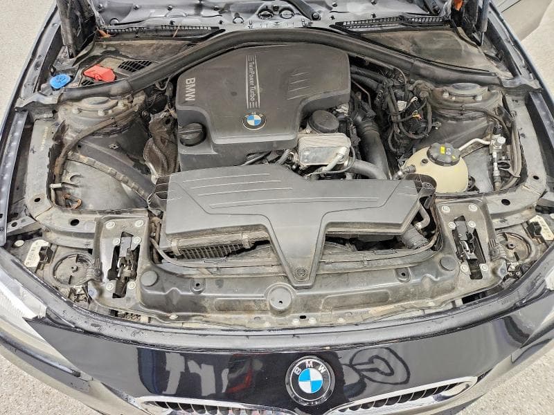 2017 BMW 320 I 11