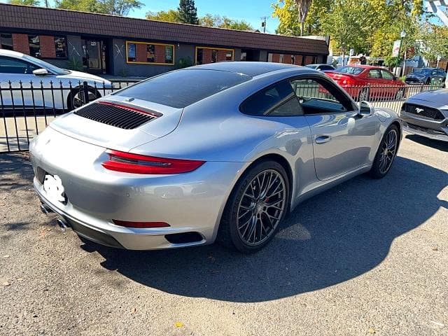 2017 PORSCHE 911 CARRERA S 4