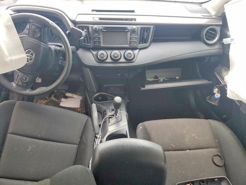 2018 TOYOTA RAV4 LE 8