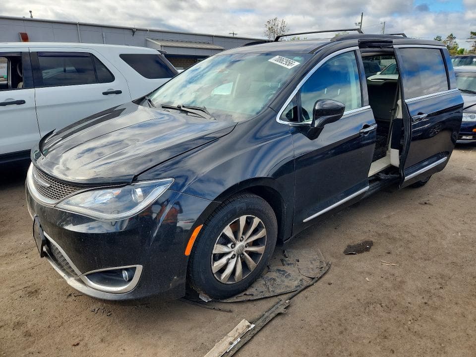 2017 CHRYSLER PACIFICA TOURING L