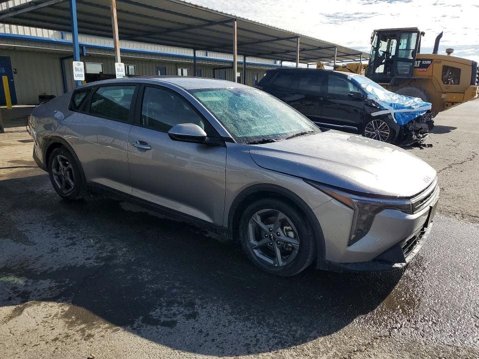 2025 KIA K4 LXS 4