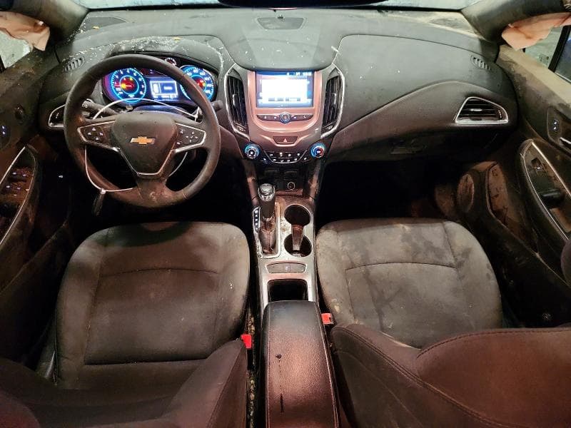 2017 CHEVROLET CRUZE LT 8