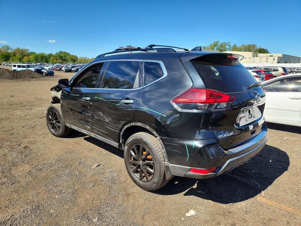 2017 NISSAN ROGUE SV 2