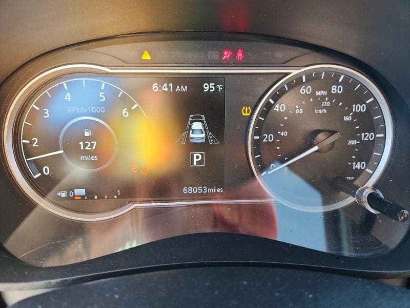 2020 NISSAN VERSA SR 9