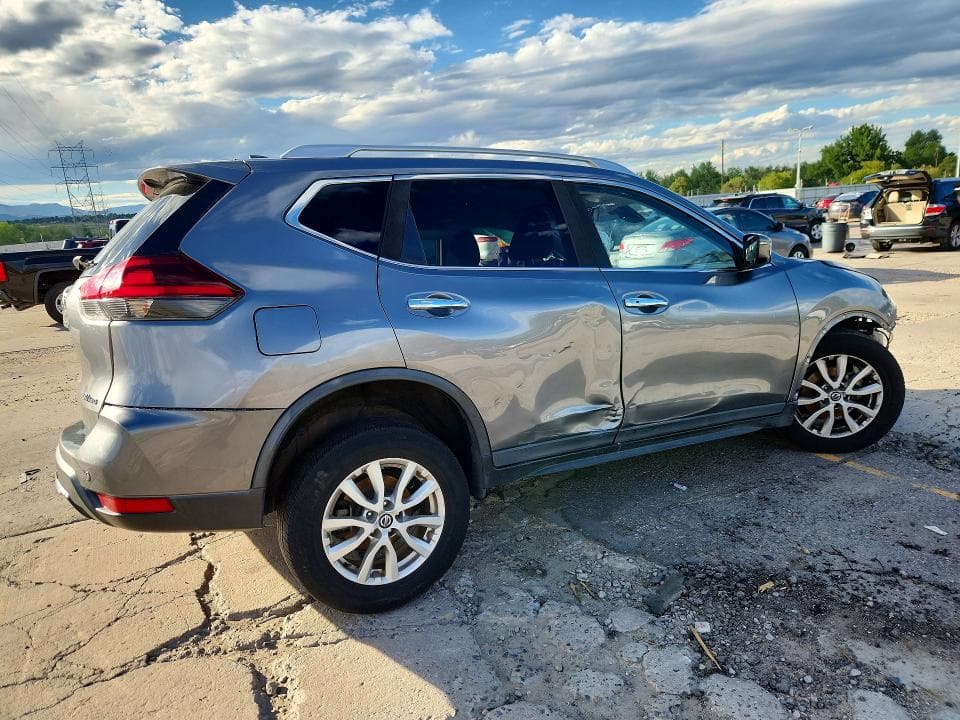 2020 NISSAN ROGUE SV 3