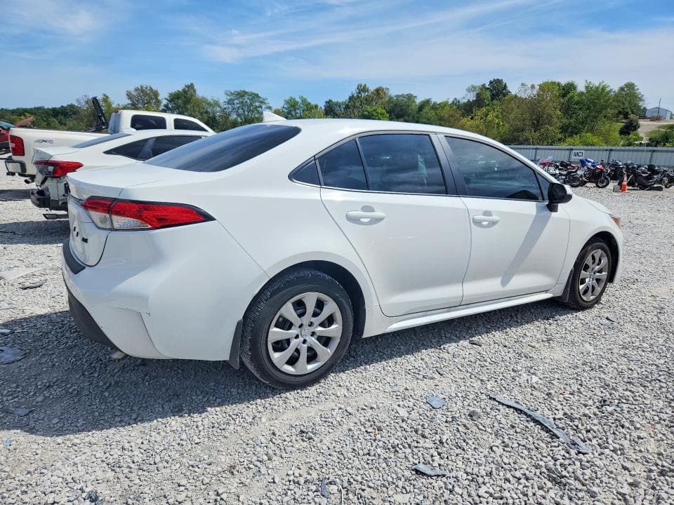 2026 TOYOTA COROLLA LE 3