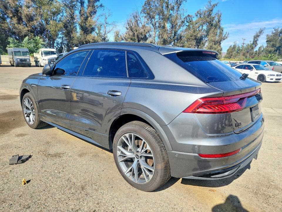 2021 AUDI Q8 PREMIUM 2