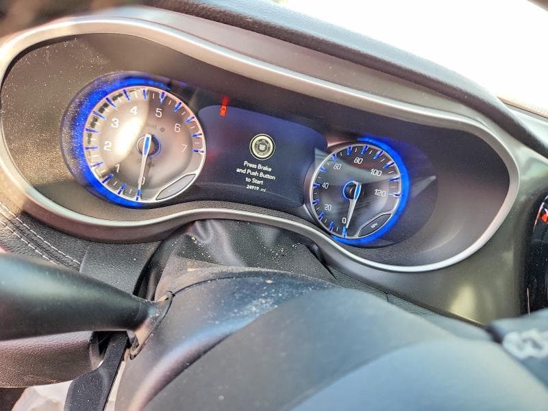 2025 CHRYSLER PACIFICA SELECT 9