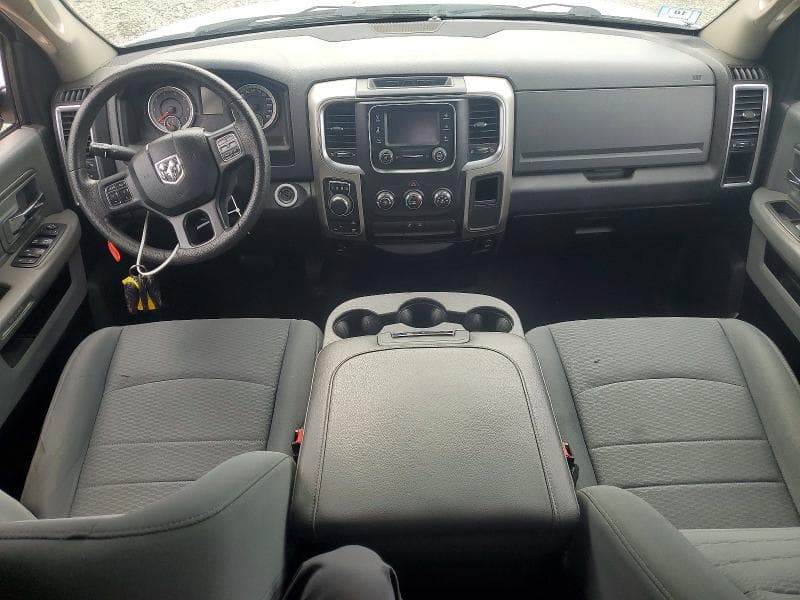2017 RAM 1500 SLT 8