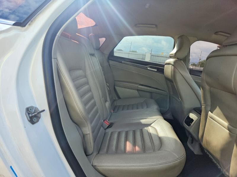 2019 FORD FUSION SEL 10