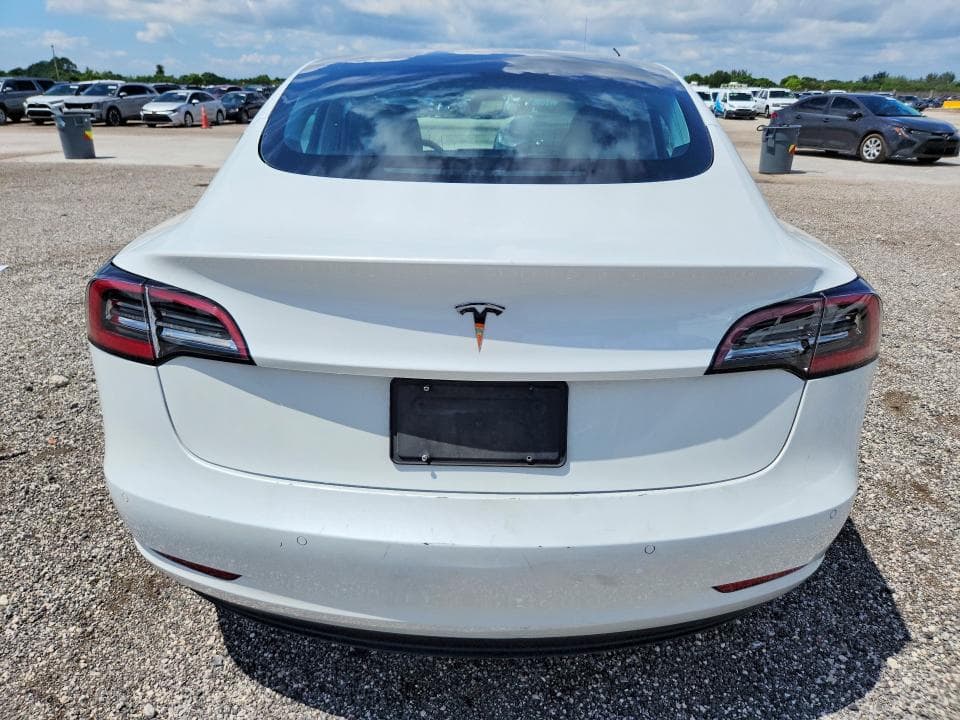 2022 TESLA MODEL 3 6