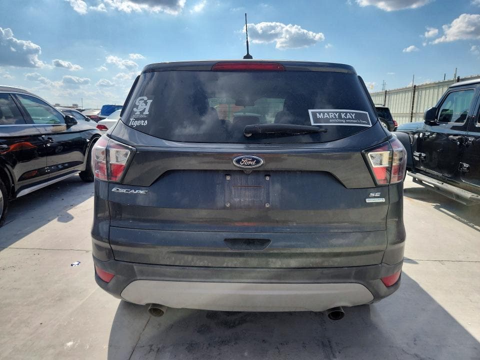2017 FORD ESCAPE SE 6
