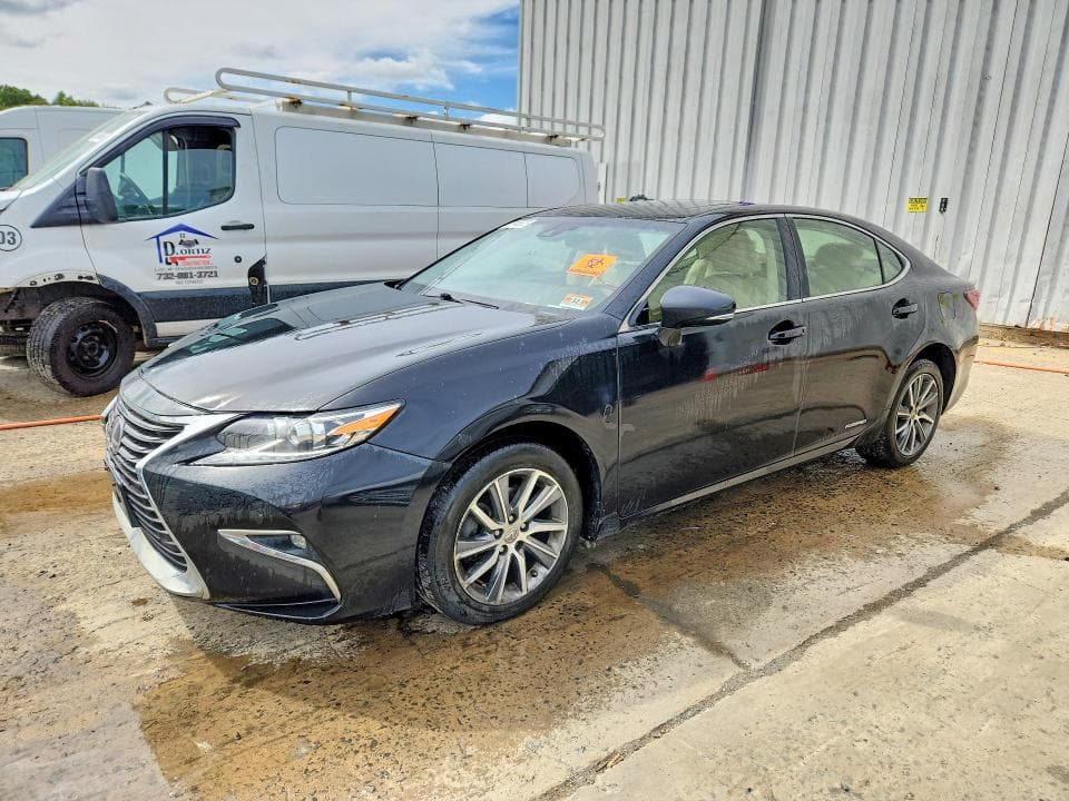2017 LEXUS ES 300H - 1