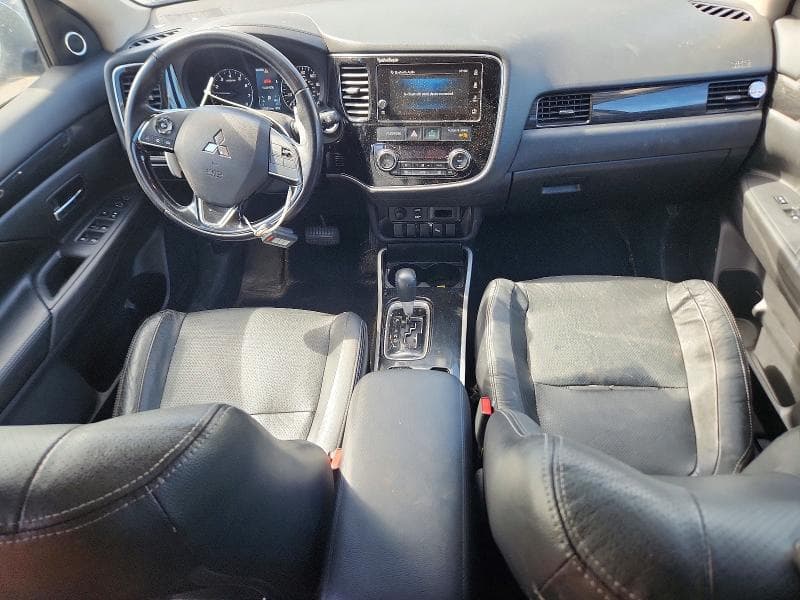 2017 MITSUBISHI OUTLANDER GT 8