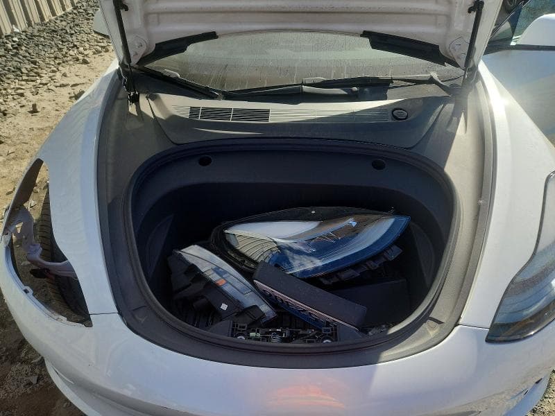 2022 TESLA MODEL 3 11