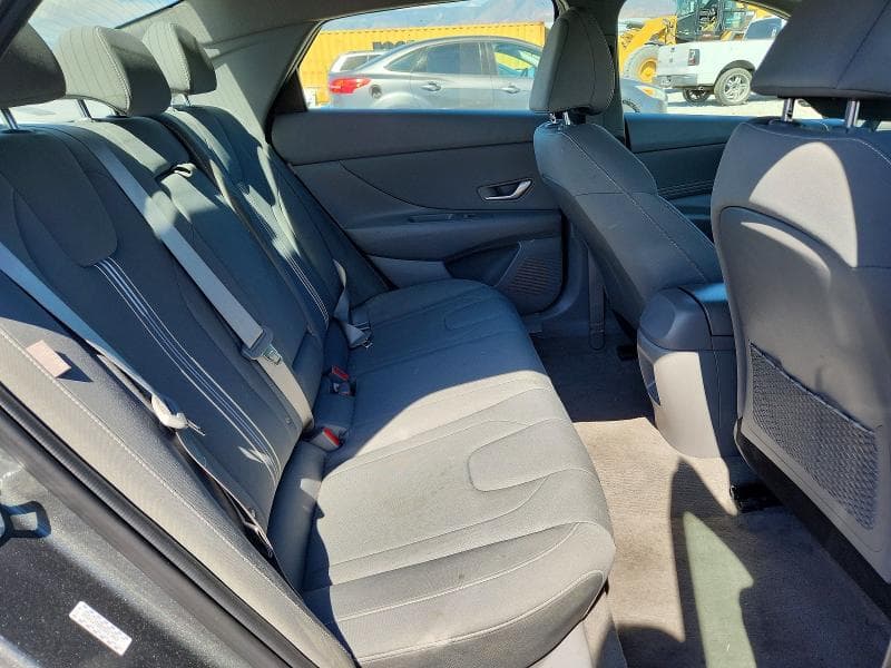 2024 HYUNDAI ELANTRA SEL 10