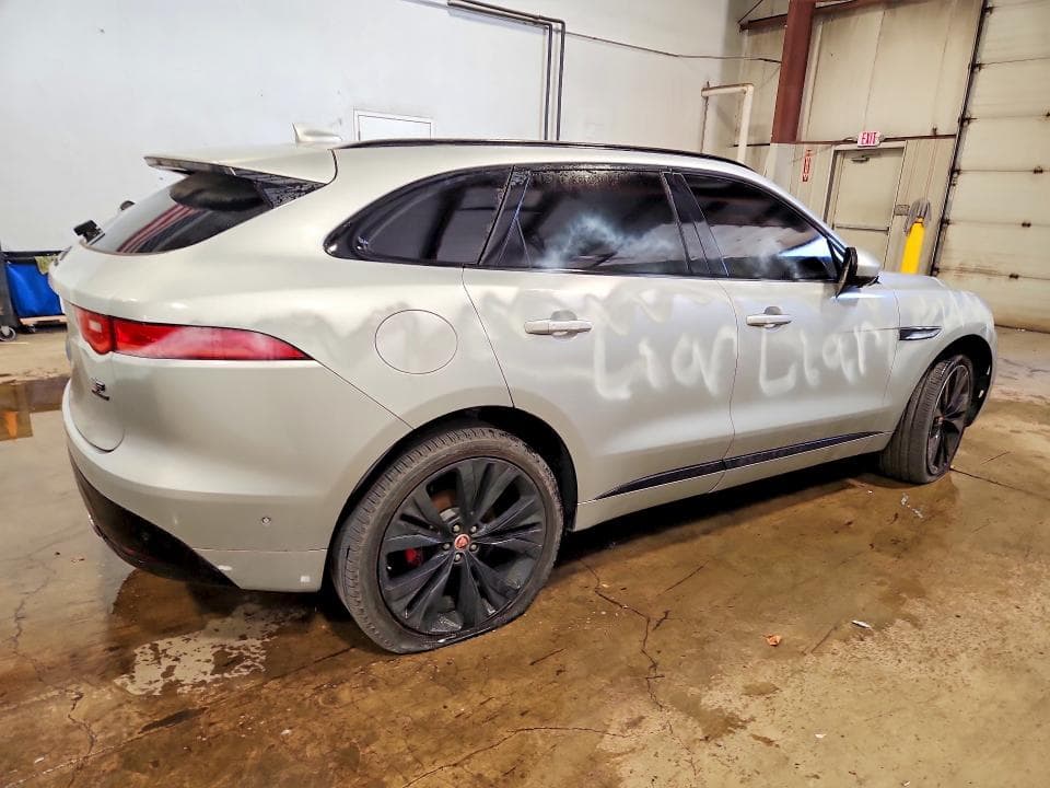 2017 JAGUAR F-PACE S 3