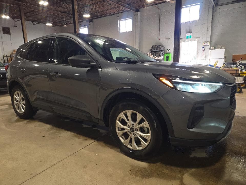 2025 FORD ESCAPE ACTIVE 4