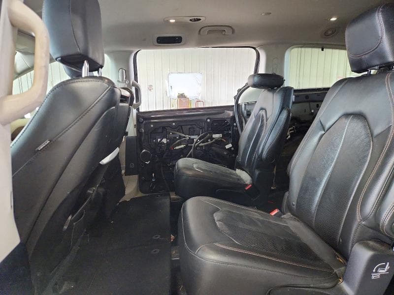 2018 CHRYSLER PACIFICA TOURING L PLUS 11