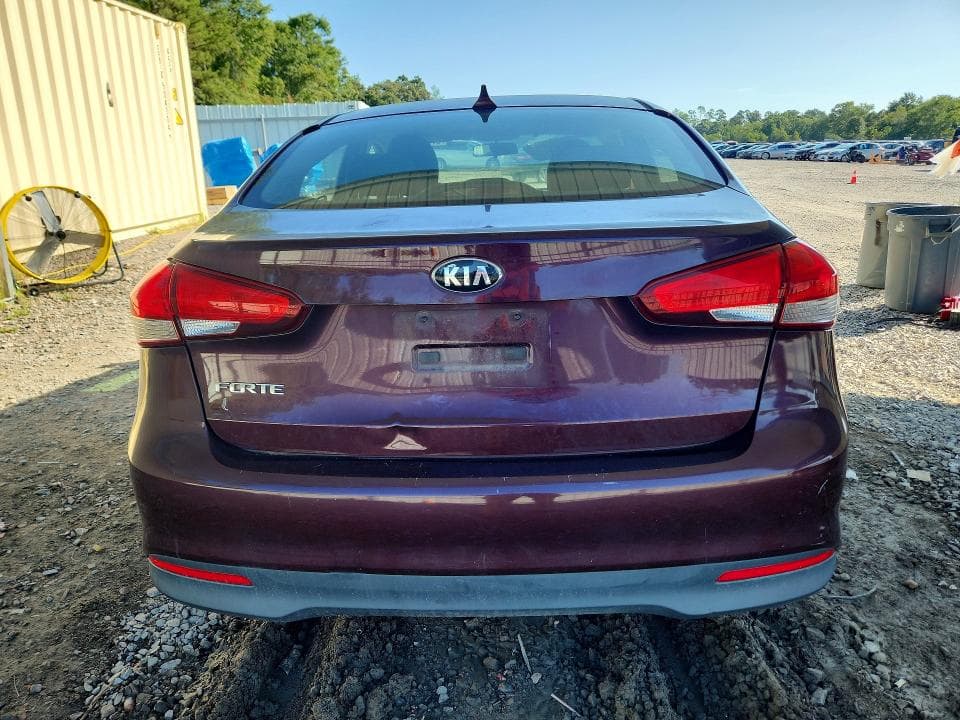 2018 KIA FORTE LX 6