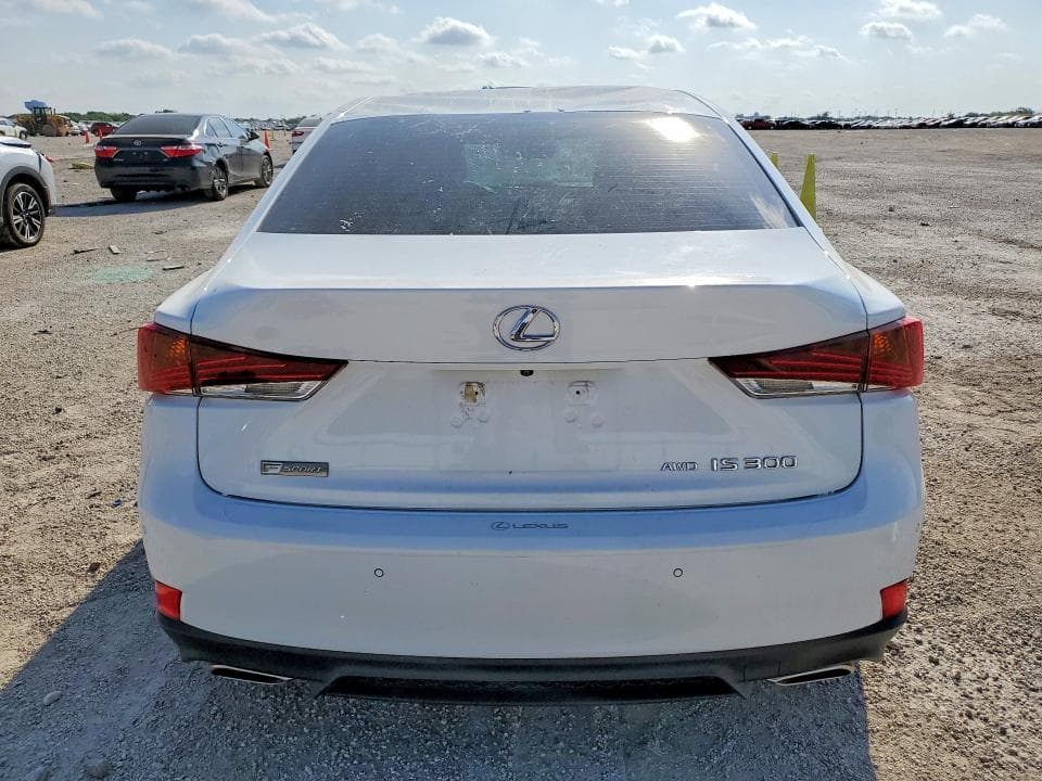 2019 LEXUS IS 300 6