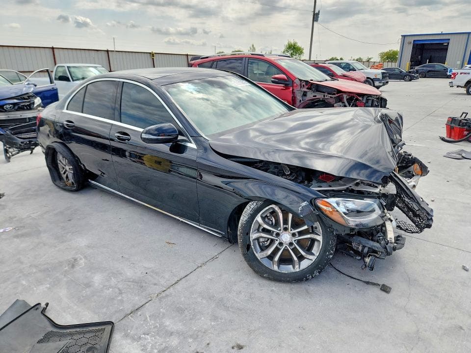 2017 MERCEDES-BENZ C 300 4